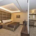 Romeo 5* Istambul