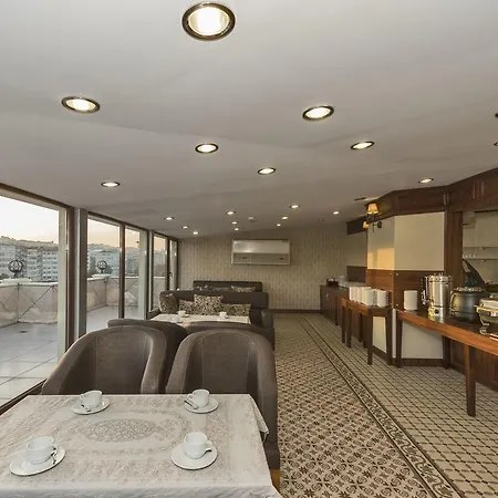 Romeo 5* Istanbul