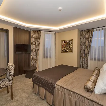 Romeo Hotel 5*