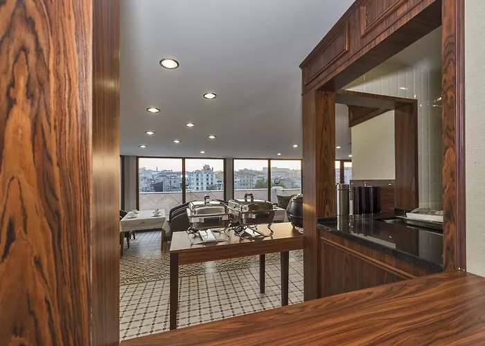 Romeo 5* Istanbul